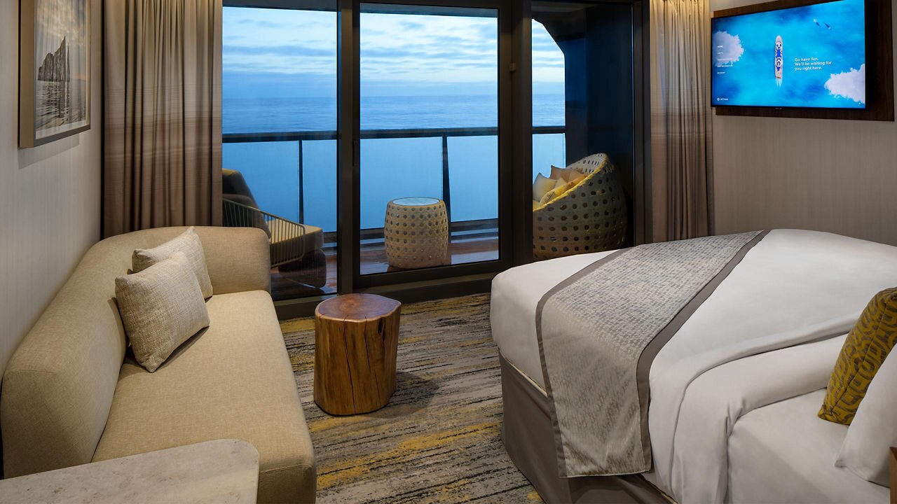 The suite-est way to see the world.